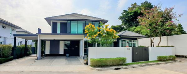 บ้านมัณฑนา 100 ตรว. สภาพ 99เปอร์เซ็นต์ พร้อมอยู่ แต่งครบ แถมเฟอร์ทั้งหลัง ย่านเอกชัย-บางบอน